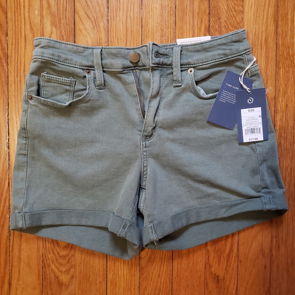 NWT Universal Thread High-rise Midi Shorts Size 0